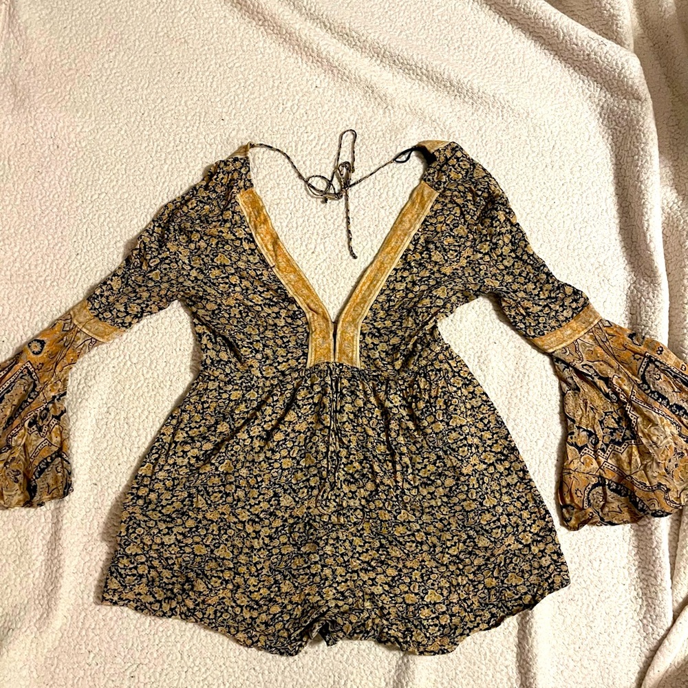 Patterned flowy romper